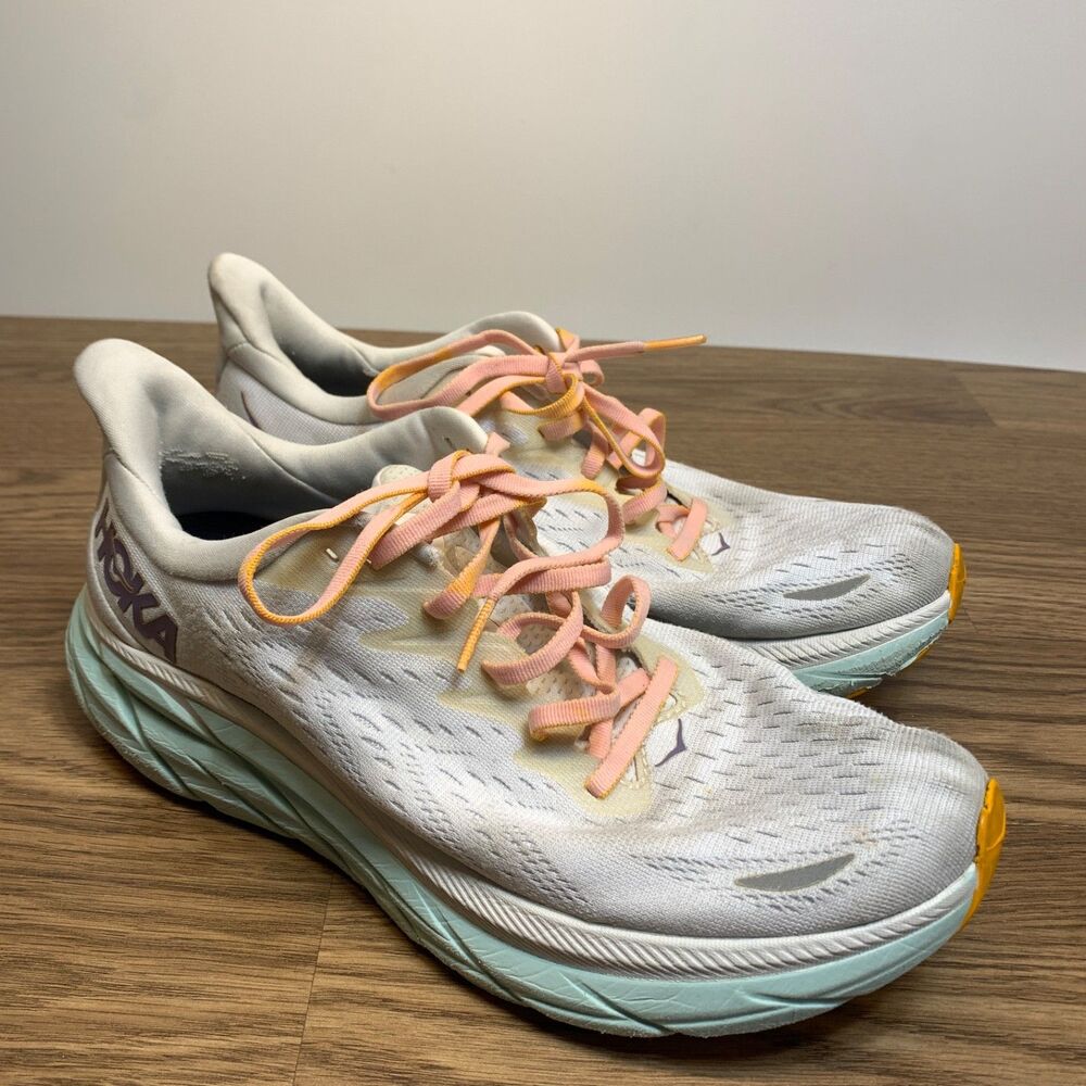 HOKA ONE ONE Clifton 8 Women's Size 9.5 B Shoes‎ White Lace-Up Athletic Sneakers